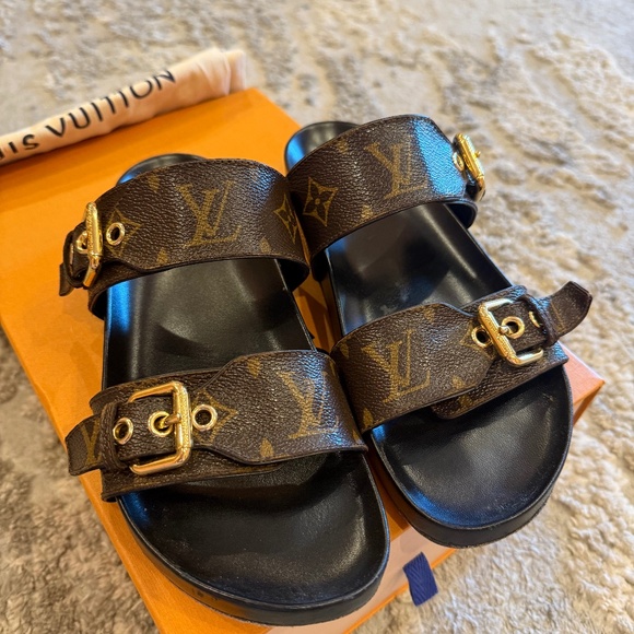 Louis Vuitton Bom Dia Flat - Picture 1 of 5